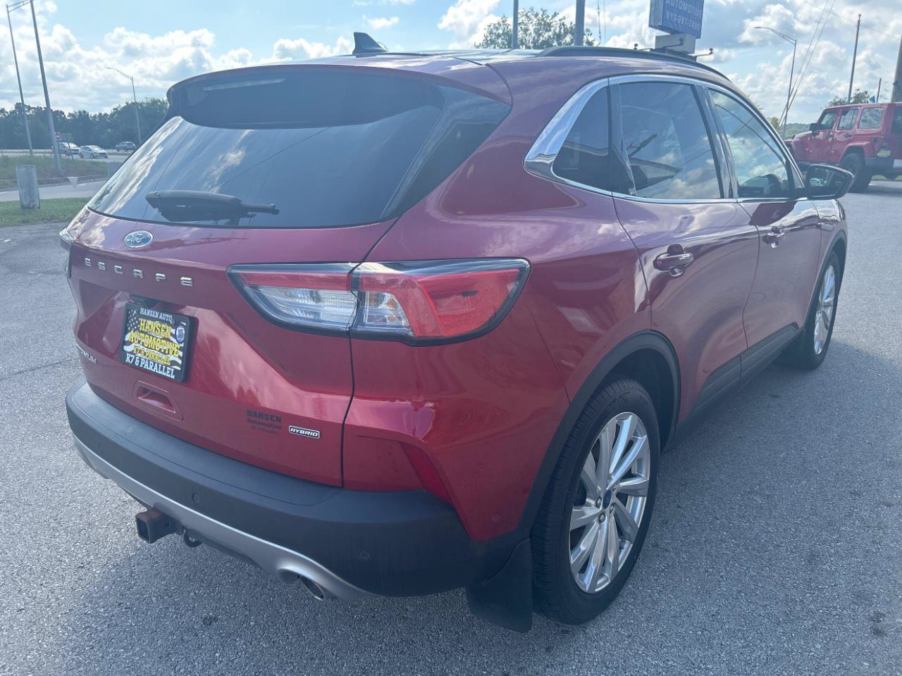 Used 2021 Ford Escape Titanium w/ Titanium Elite Package FWD image 5