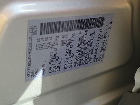 Certified 2025 Nissan Rogue S FWD image 30