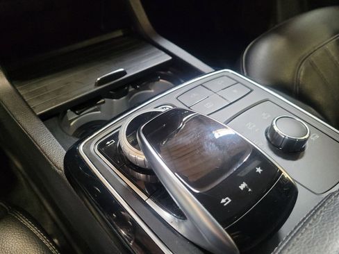 Used 2018 Mercedes-Benz GLS 450 4MATIC w/ Premium Package image 26
