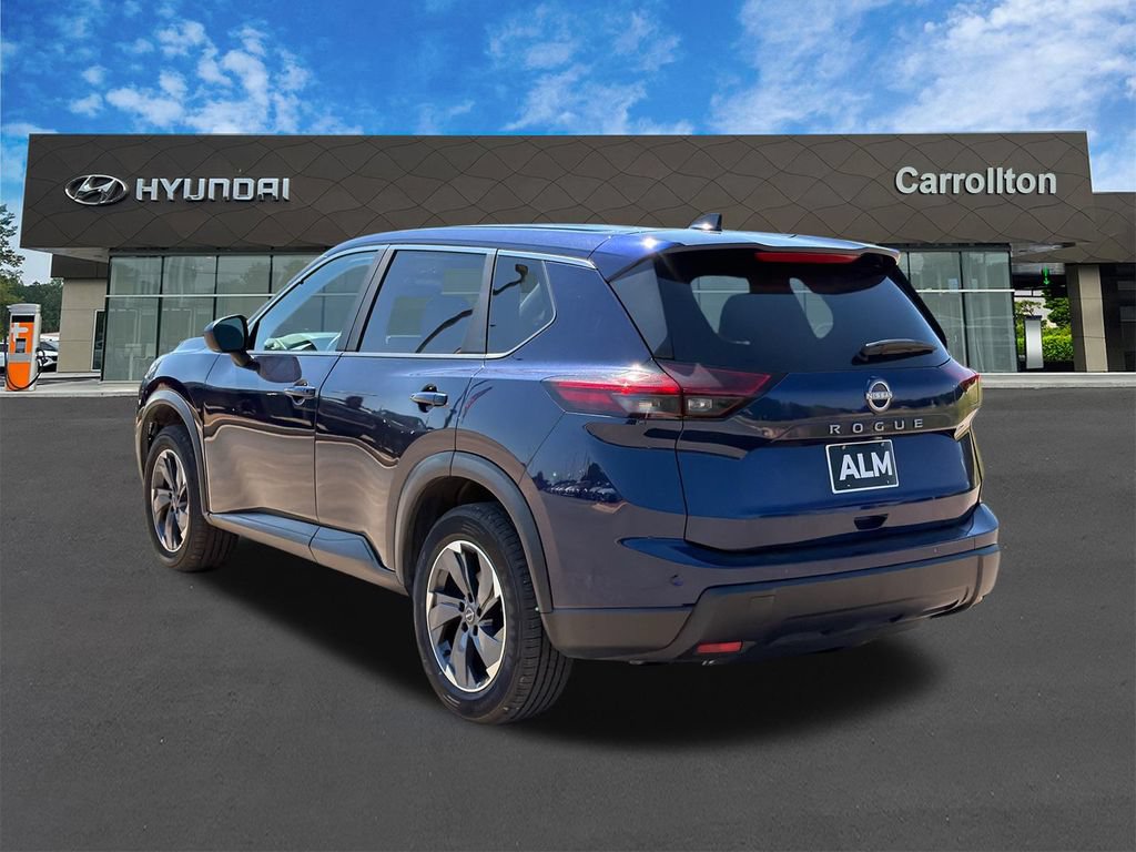 Used 2025 Nissan Rogue SV FWD image 7
