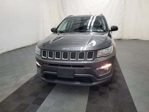 Used 2020 Jeep Compass Latitude w/ Popular Equipment Group AWD/4WD image 15