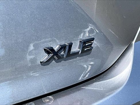 Used 2026 Toyota Camry XLE FWD image 9