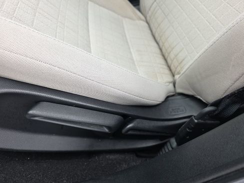 Certified 2023 Honda HR-V LX image 11