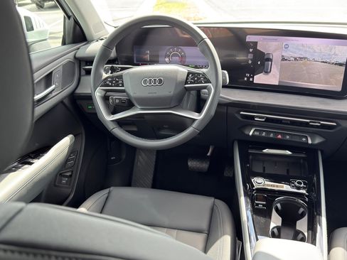 New 2026 Audi Q3 quattro 2.0T AWD/4WD image 27