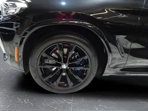 Used 2024 BMW X4 xDrive30i image 8