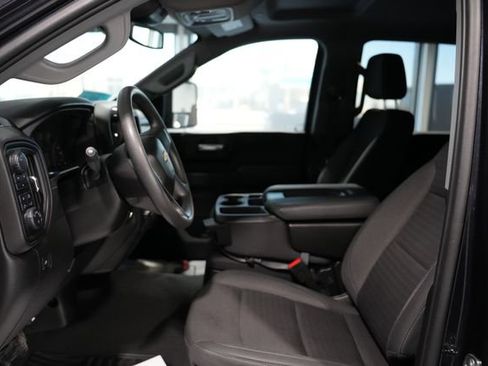 Used 2024 Chevrolet Silverado 2500 Custom w/ Custom Value Package image 13