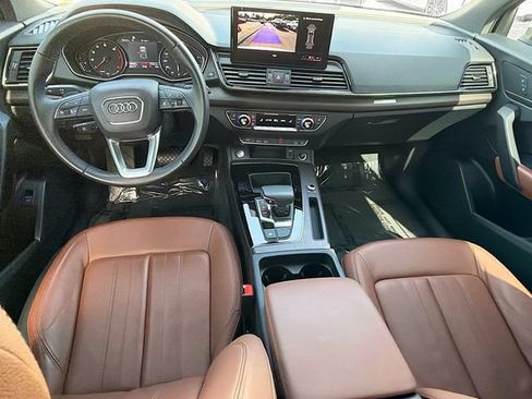 Used 2023 Audi Q5 2.0T Premium w/ Convenience Package AWD/4WD image 15