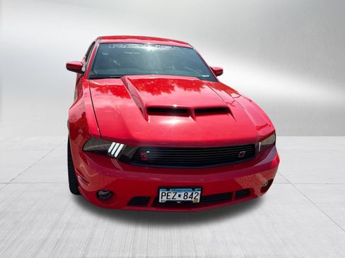 Used 2011 Ford Mustang GT Premium RWD image 2