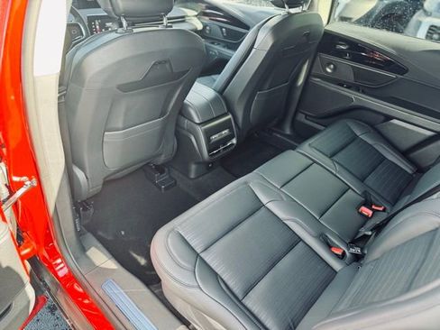 New 2026 Lincoln Nautilus Reserve w/ Jet Appearance Package image 18