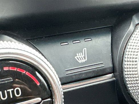 Used 2020 Genesis G70 2.0T w/ Elite Package image 20