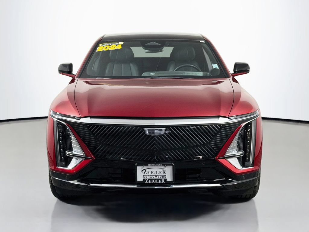 Used 2024 Cadillac Lyriq Luxury AWD/4WD image 3