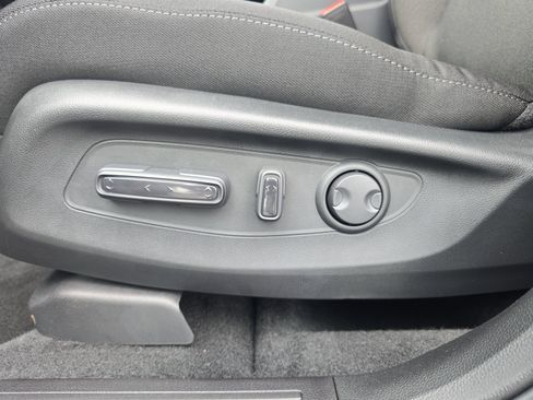 Used 2026 Honda CR-V EX image 17