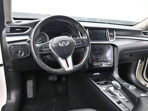 Used 2021 INFINITI QX50 Sensory image 11