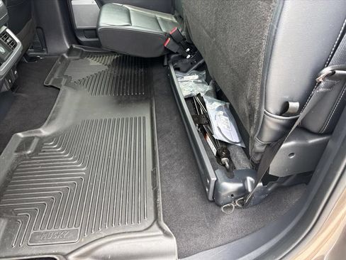 Used 2023 Ford F150 Lariat AWD/4WD image 11