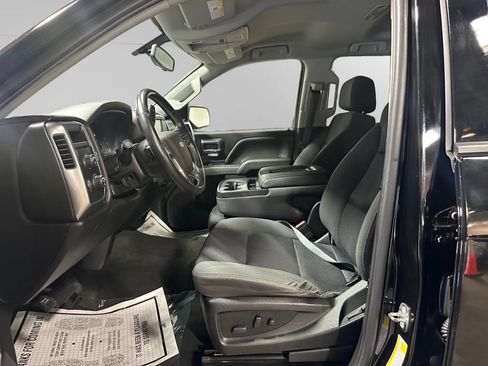 Used 2018 Chevrolet Silverado 1500 LT w/ All Star Edition AWD/4WD image 15