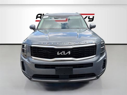Used 2022 Kia Telluride EX w/ EX Premium Package image 2