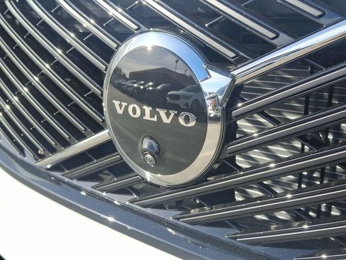 New 2026 Volvo XC90 B6 Ultra w/ Lounge Package image 19