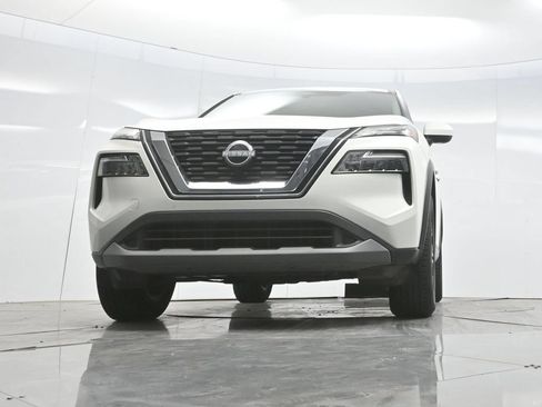 Used 2023 Nissan Rogue SV FWD image 58