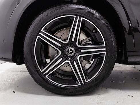 Used 2025 Mercedes-Benz GLE 450e 4MATIC image 38