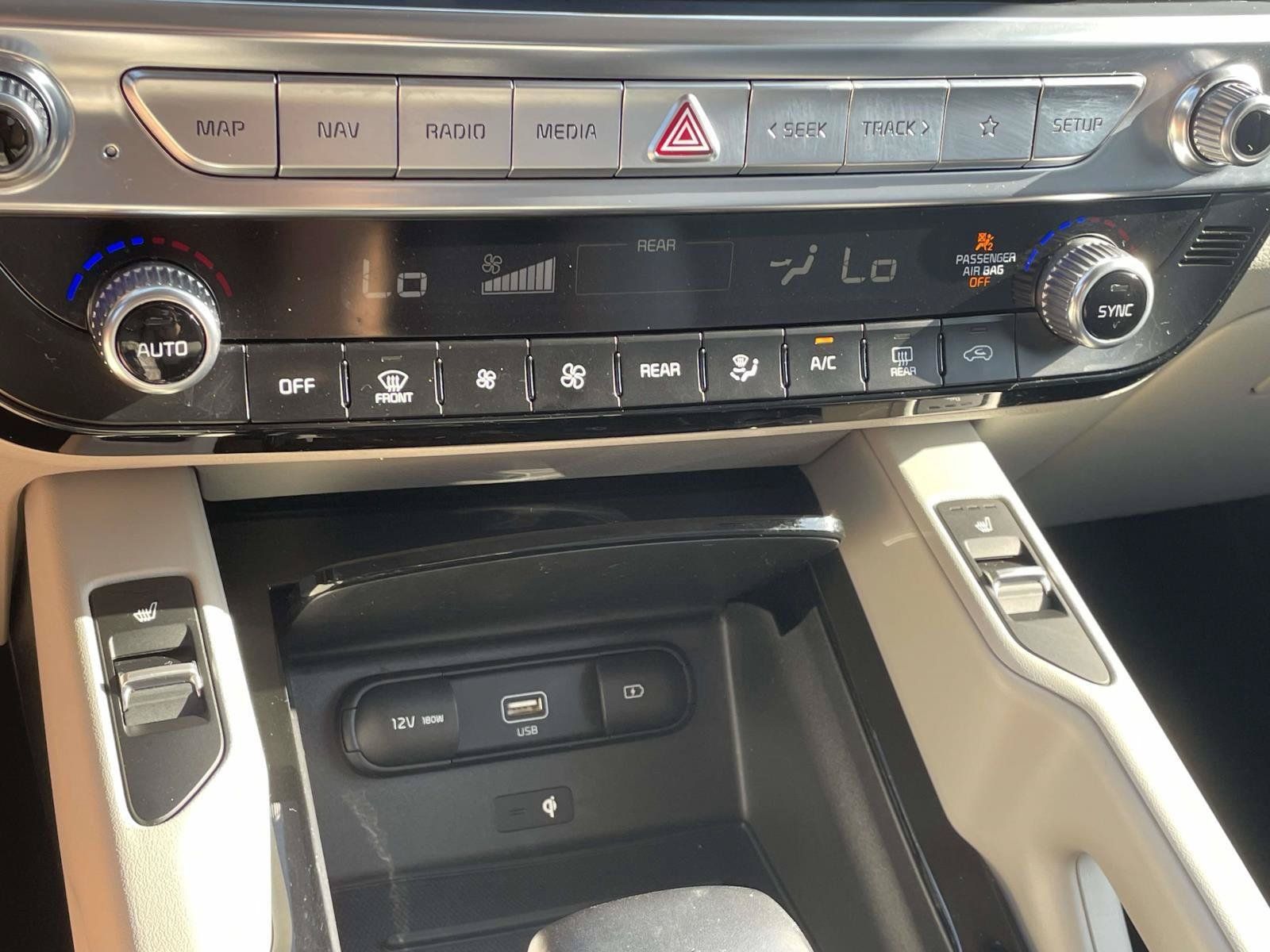Used 2022 Kia Telluride S AWD/4WD image 19