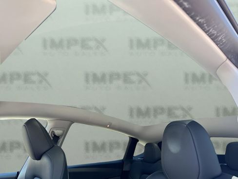 Used 2023 Tesla Model Y Performance AWD/4WD image 11