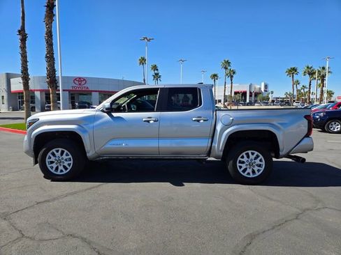 Certified 2025 Toyota Tacoma SR5 image 7