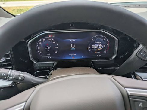 New 2026 Chevrolet Silverado 3500 LT w/ All Star Edition AWD/4WD image 15