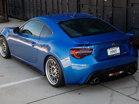 Used 2013 Subaru BRZ Limited RWD image 8