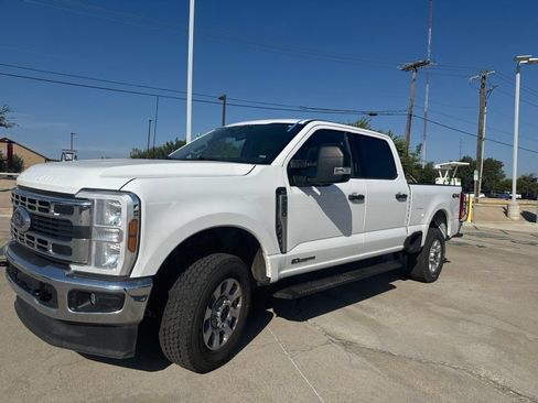 Certified 2024 Ford F250 XLT AWD/4WD image 8