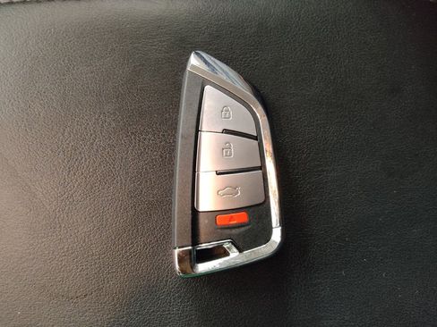 Used 2019 Mitsubishi Outlander SEL image 32