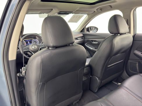 Used 2024 Nissan Sentra SR w/ SR Premium Package image 30