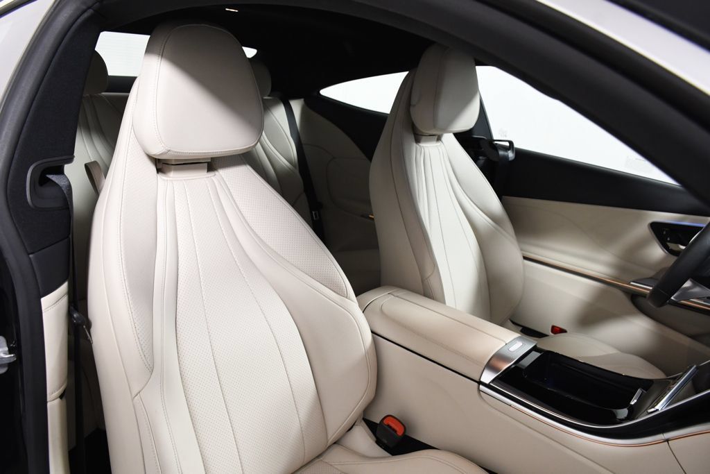 Certified 2024 Mercedes-Benz CLE 300 4MATIC Coupe image 19
