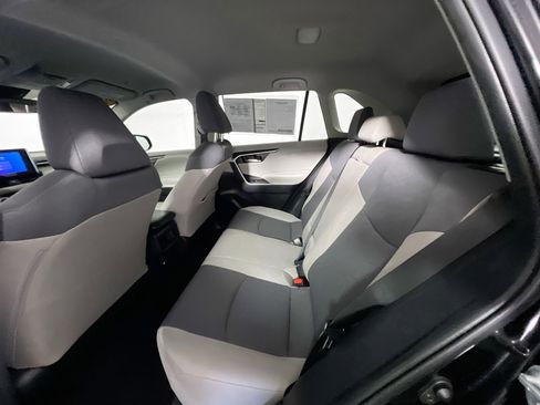 Used 2024 Toyota RAV4 XLE image 29