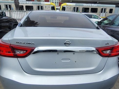 Used 2018 Nissan Maxima 3.5 SV image 2