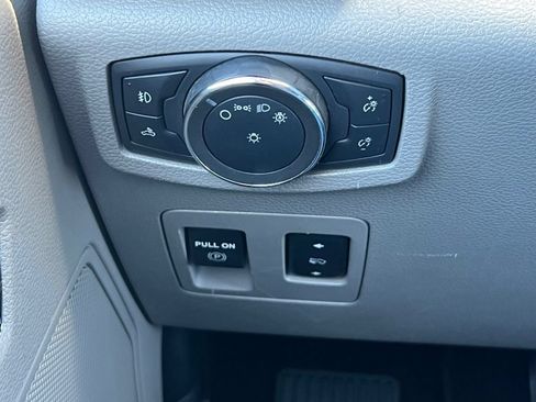Used 2020 Ford F150 XLT w/ Equipment Group 302A Luxury AWD/4WD image 32