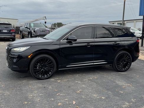 Used 2022 Lincoln Corsair Reserve image 4