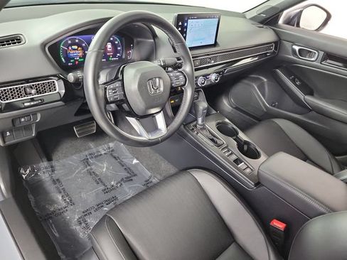 Used 2025 Honda Civic Sport image 18