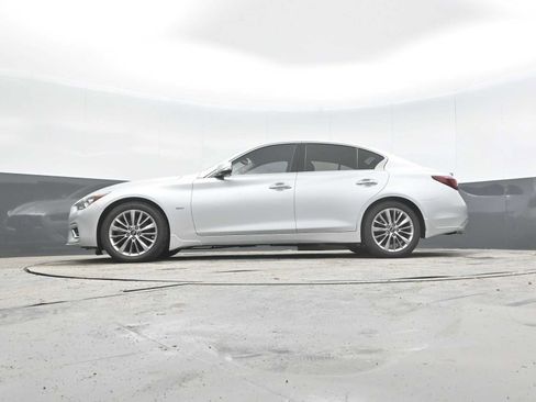 Used 2020 INFINITI Q50 Luxe w/ Essential Package (3.0T Luxe) AWD/4WD image 25