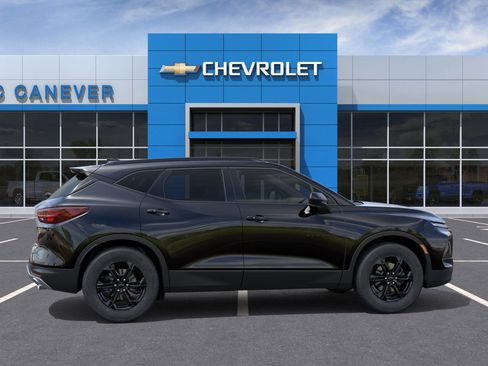 New 2026 Chevrolet Blazer LT w/ Convenience Package image 30