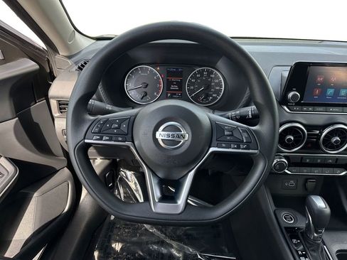 Used 2023 Nissan Sentra S w/ Lighting Package image 12