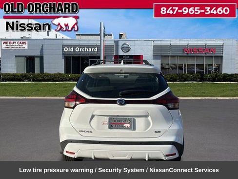 Used 2021 Nissan Kicks SR w/ SR Premium Package image 6