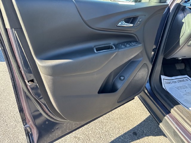 Used 2018 Chevrolet Equinox LT AWD/4WD image 11