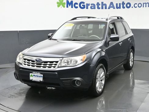 Used 2012 Subaru Forester 2.5X Premium w/ Popular Pkg 3 image 16