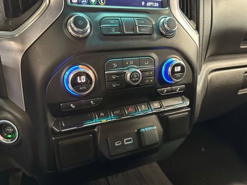 Used 2021 GMC Sierra 1500 Elevation w/ LPO, Elevation Black Package image 26