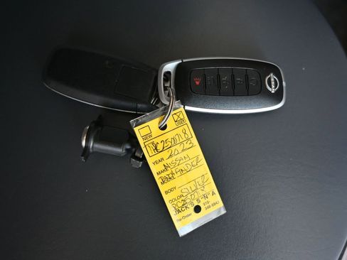 Used 2023 Nissan Pathfinder SL w/ SL Premium Package image 22