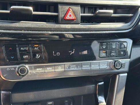 Certified 2025 Kia Seltos S AWD/4WD image 22