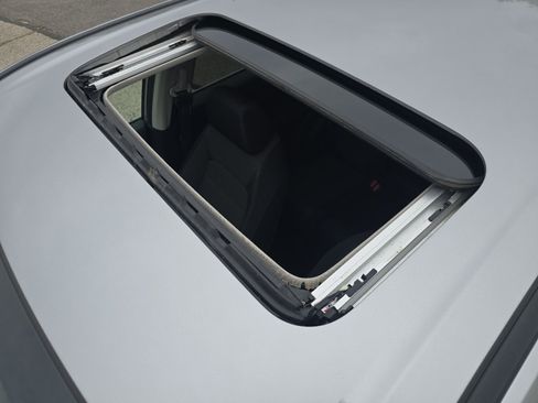 Certified 2023 Honda CR-V EX image 4
