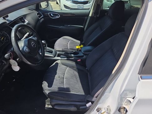 Used 2018 Nissan Sentra SV FWD image 10