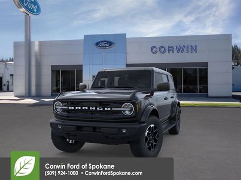 New 2026 Ford Bronco Outer Banks AWD/4WD image 4