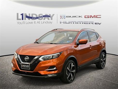 Used 2020 Nissan Rogue Sport SL w/ Premium Package image 5